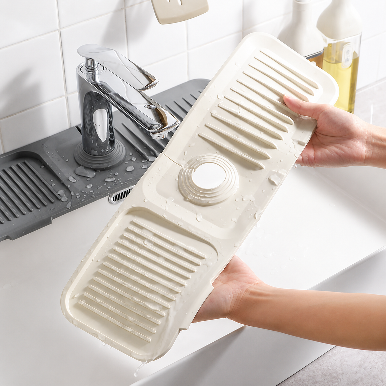 Silicon Faucet Mat – Anti-Splash Sink Drain Mat